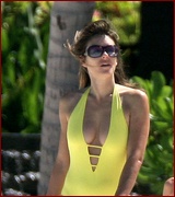 elizabeth-hurley_11.jpg - 136 KB