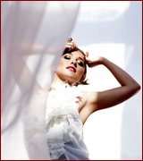 hayden-panettiere_03.jpg - 77 KB