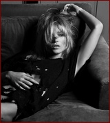 kate-moss_09.jpg - 118 KB