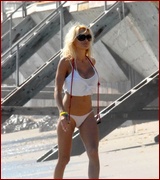 pamela-anderson_08.jpg - 78 KB