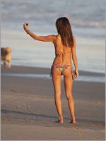 Alessandra Ambrosio Nude Pictures