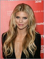 Annalynne Mccord Nude Pictures