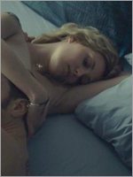 Evelyne Brochu Nude Pictures