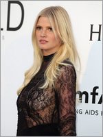 Lara Stone Nude Pictures