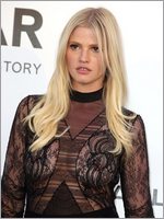 Lara Stone Nude Pictures