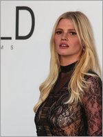 Lara Stone Nude Pictures