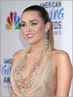Miley Cyrus  Nude Pictures