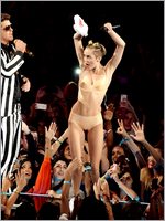 Miley Cyrus Nude Pictures