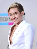 Miley Cyrus Nude Pictures