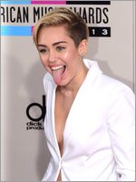 Miley Cyrus Nude Pictures