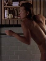 Milla Jovovich Nude Pictures