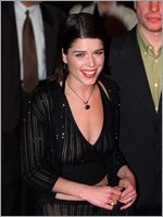 Neve Campbell Nude Pictures