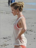 Rosie Huntington Whitely Nude Pictures