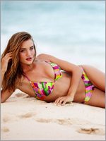 Rosie Huntington Whitely Nude Pictures
