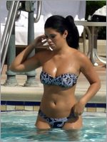 Suelyn Medeiros Nude Pictures