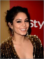 Vanessa Hudgens Nude Pictures