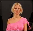 karolina-kurkova_20.jpg - 104 KB