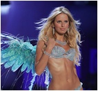 karolina-kurkova_23.jpg - 129 KB