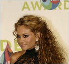 paulina-rubio_15.jpg - 102 KB