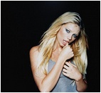 Peta Wilson Nude Pictures