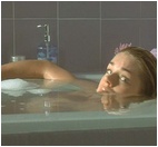 rebecca-romijn-stamos_12.jpg - 65 KB