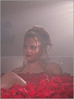 Mena Suvari Nude Pictures