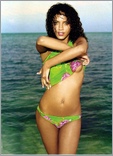 Noemie Lenoir Nude Pictures
