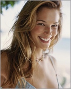 Amanda Righetti Nude Pictures