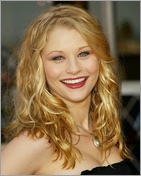 Emilie De Ravin Nude Pictures