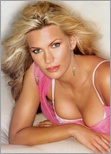 natasha-henstridge_16.jpg - 127 KB