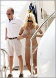 pamela-anderson_05.jpg - 109 KB