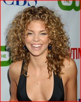 annalynne-mccord_12.jpg - 269 KB