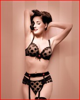 dita-von-teese_04.jpg - 157 KB