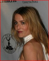 gillian-anderson_15.jpg - 72 KB