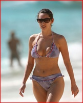 kelly-brook_09.jpg - 138 KB
