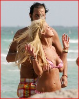 tara-reid_11.jpg - 169 KB