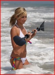 ashley-tisdale_11.jpg - 165 KB