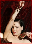 dita-von-teese_06.jpg - 126 KB